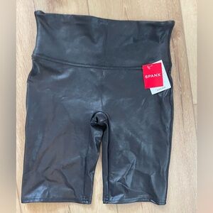 NWT spanx faux leather bike shorts M